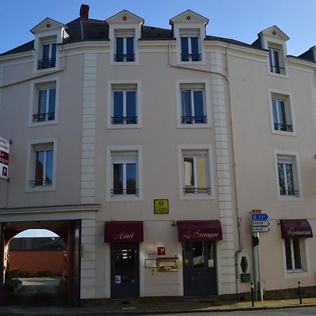 Logis Le Bretagne Hotel Sille-le-Guillaume Bagian luar foto