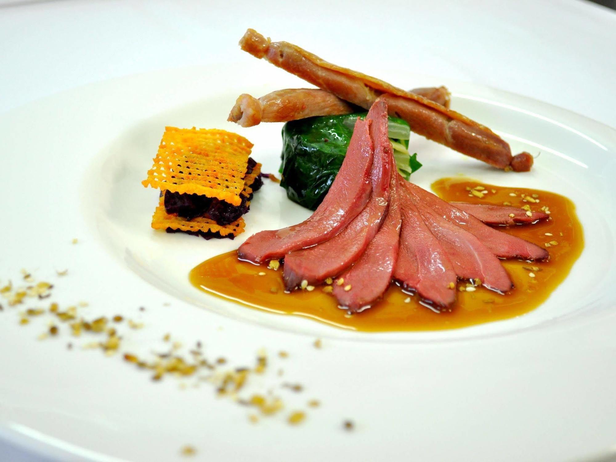 Logis Le Bretagne Hotel Sille-le-Guillaume Bagian luar foto